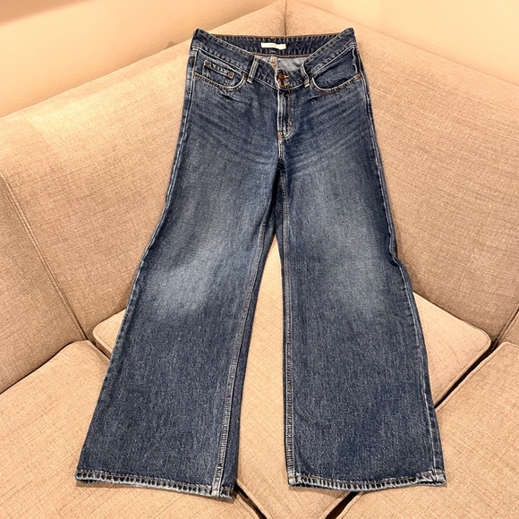 Levi’s Women’s Low-Rise Superlow Loose Jeans - Picture 4 of 11